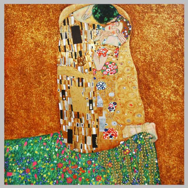 Reproduction of Klimt's The Kiss oil painting